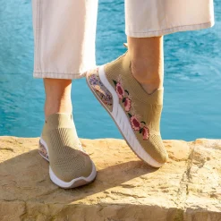 Clearance Baskets - Misstyl MAELO 09 Sneakers