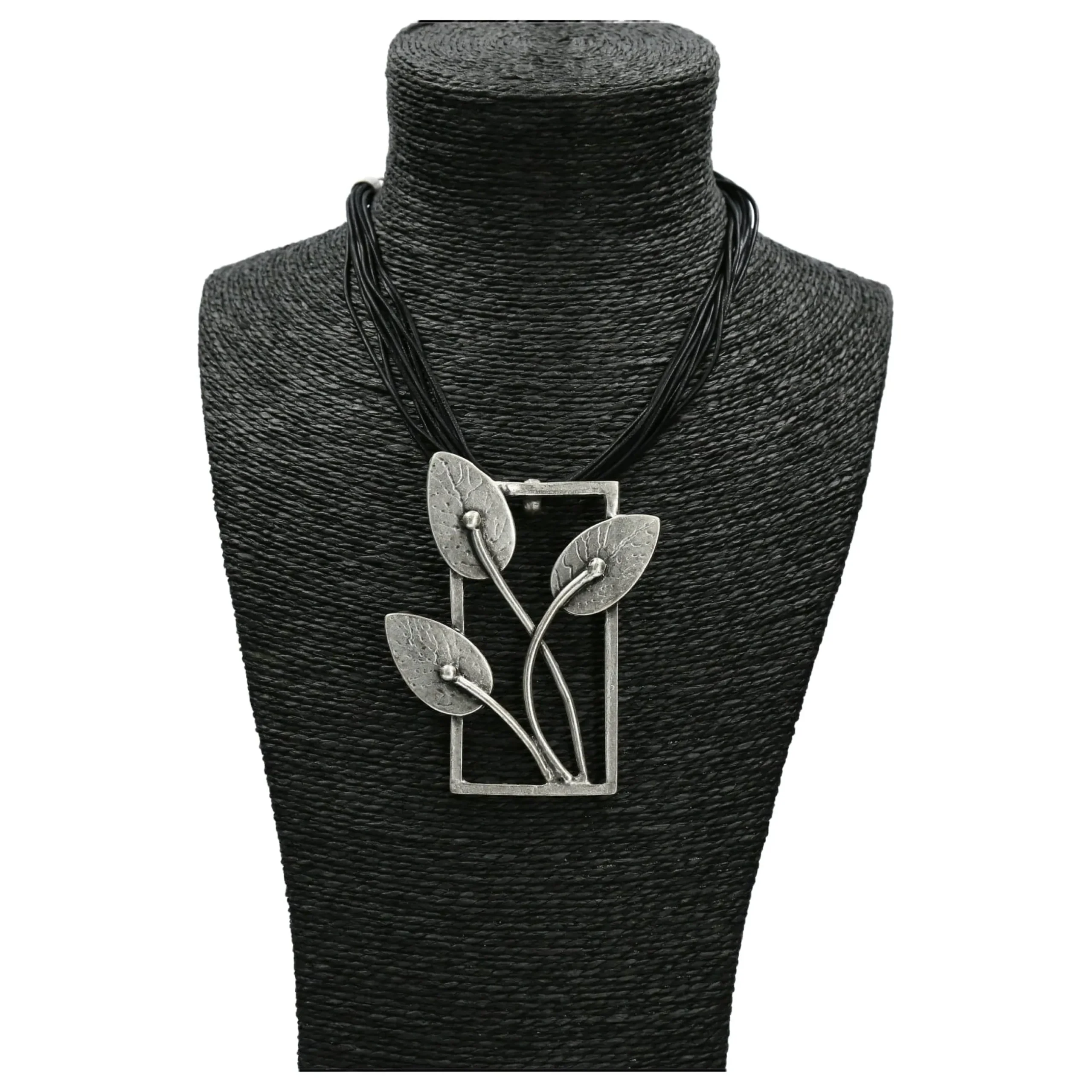 Cheap Collier Vivarium Exclusivité Bijoux & Porte-clés