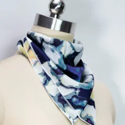 Clearance Foulard carré Ursula Outlet Accessoires|Foulards & Écharpes